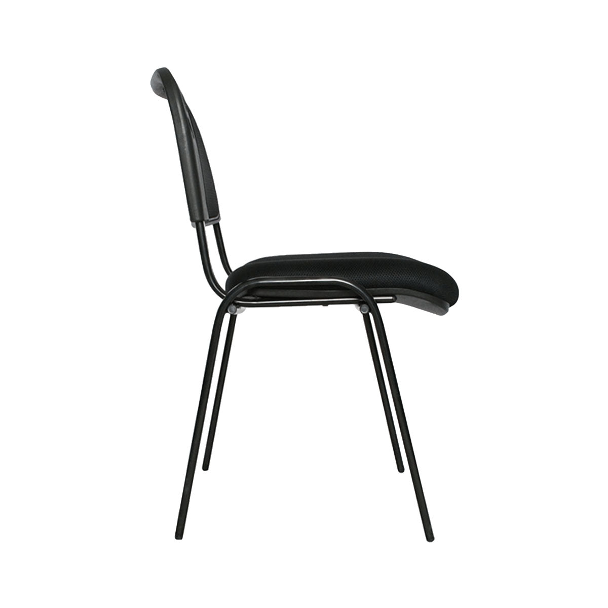 SILLA ISÓSCELES ESTRUCTURA METALICA NEGRA TAPIZADA EN MALLA ASIENTO Y ESPALDAR- INTERLOCUTORA